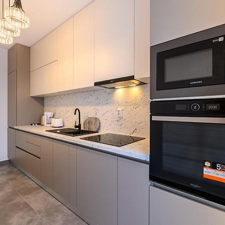 Rentforcomfort Dynamic Apartment Brasov Exterior photo
